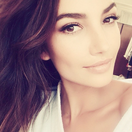 Makeup Artists' Favorite ESQIDO Lashes For Top Model Lily Aldridge